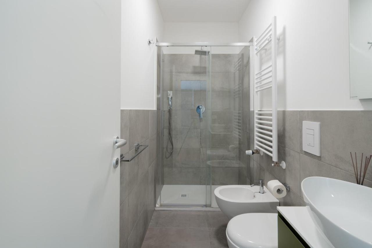 Milano Apartments S Agostino - Porta Genova Экстерьер фото