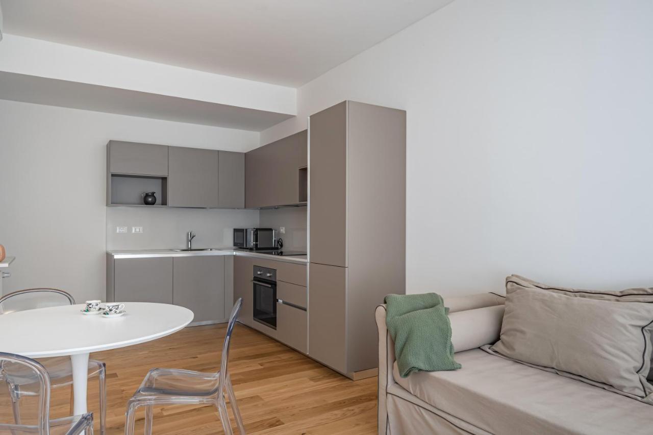 Milano Apartments S Agostino - Porta Genova Экстерьер фото