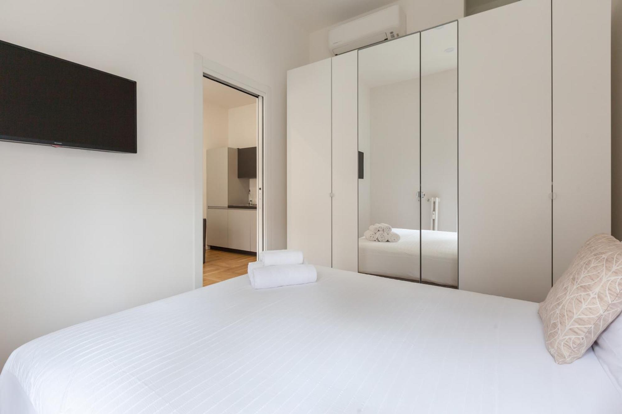 Milano Apartments S Agostino - Porta Genova Экстерьер фото