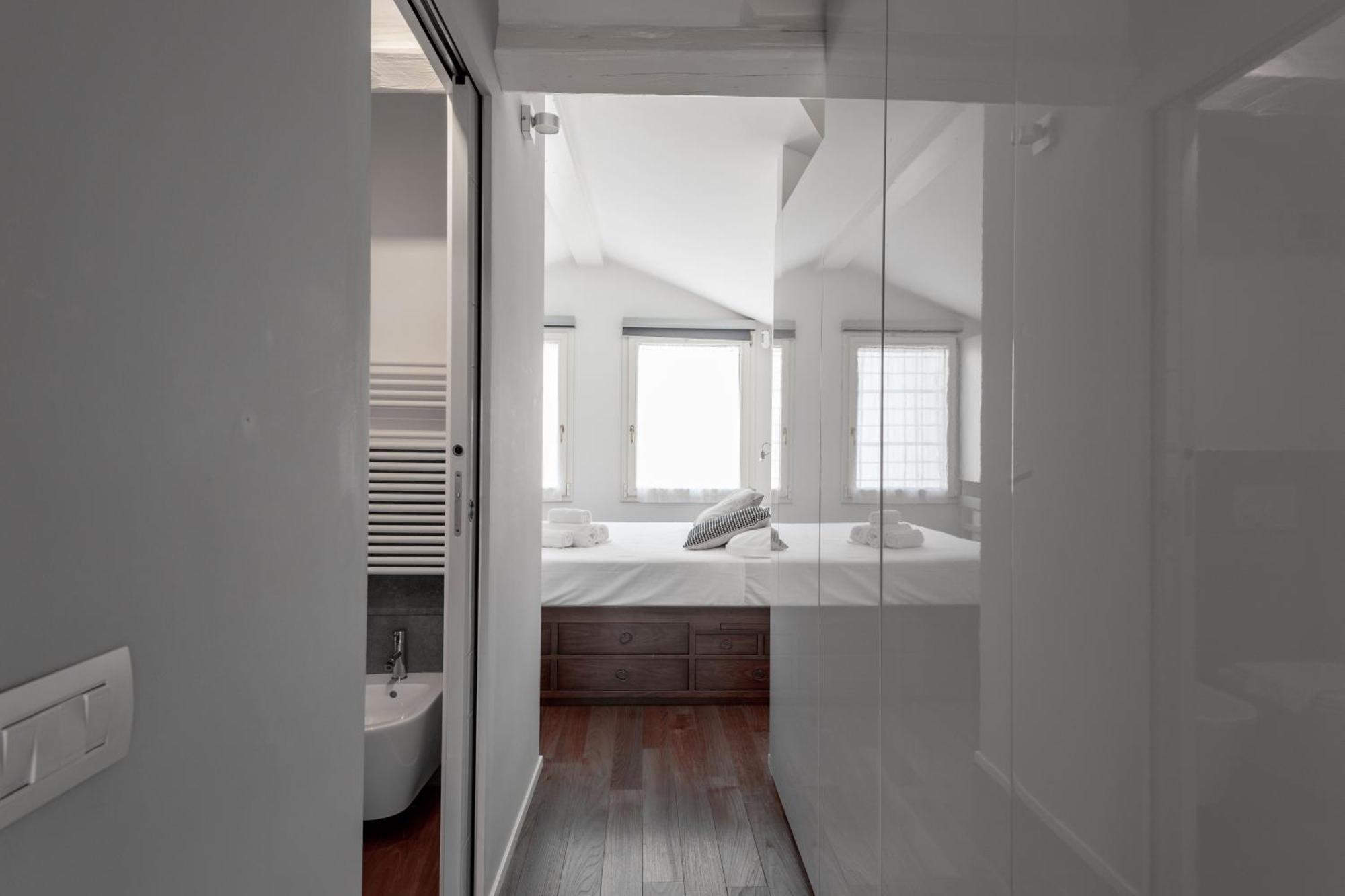 Milano Apartments S Agostino - Porta Genova Экстерьер фото