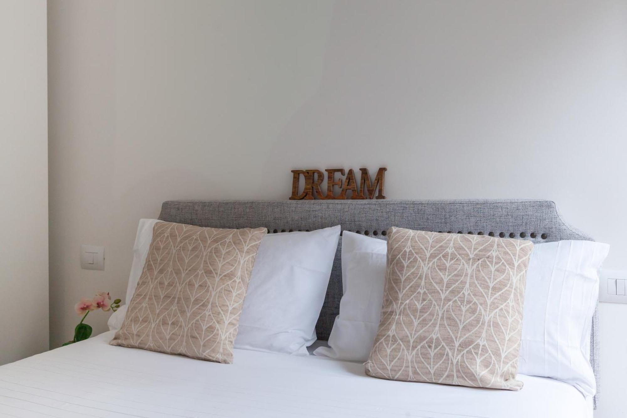 Milano Apartments S Agostino - Porta Genova Экстерьер фото